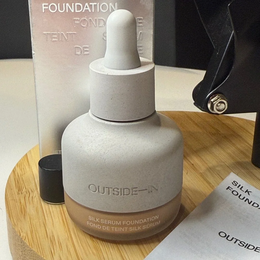 Outside-In • Silk Serum Foundation • 110 Light Cool • 1oz • New in Ugly Box